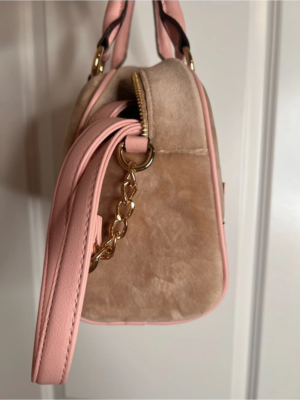 Juicy Couture Heritage Bowler Cafe